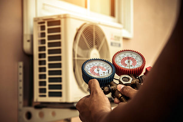 Professional Ac Installation technician working in Wading River, NY